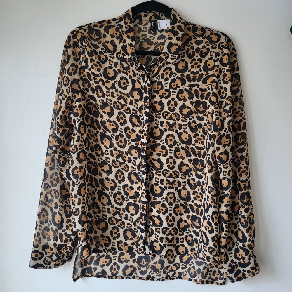 H&M long sleeve button-down sheer leopard print blouse Sz 4